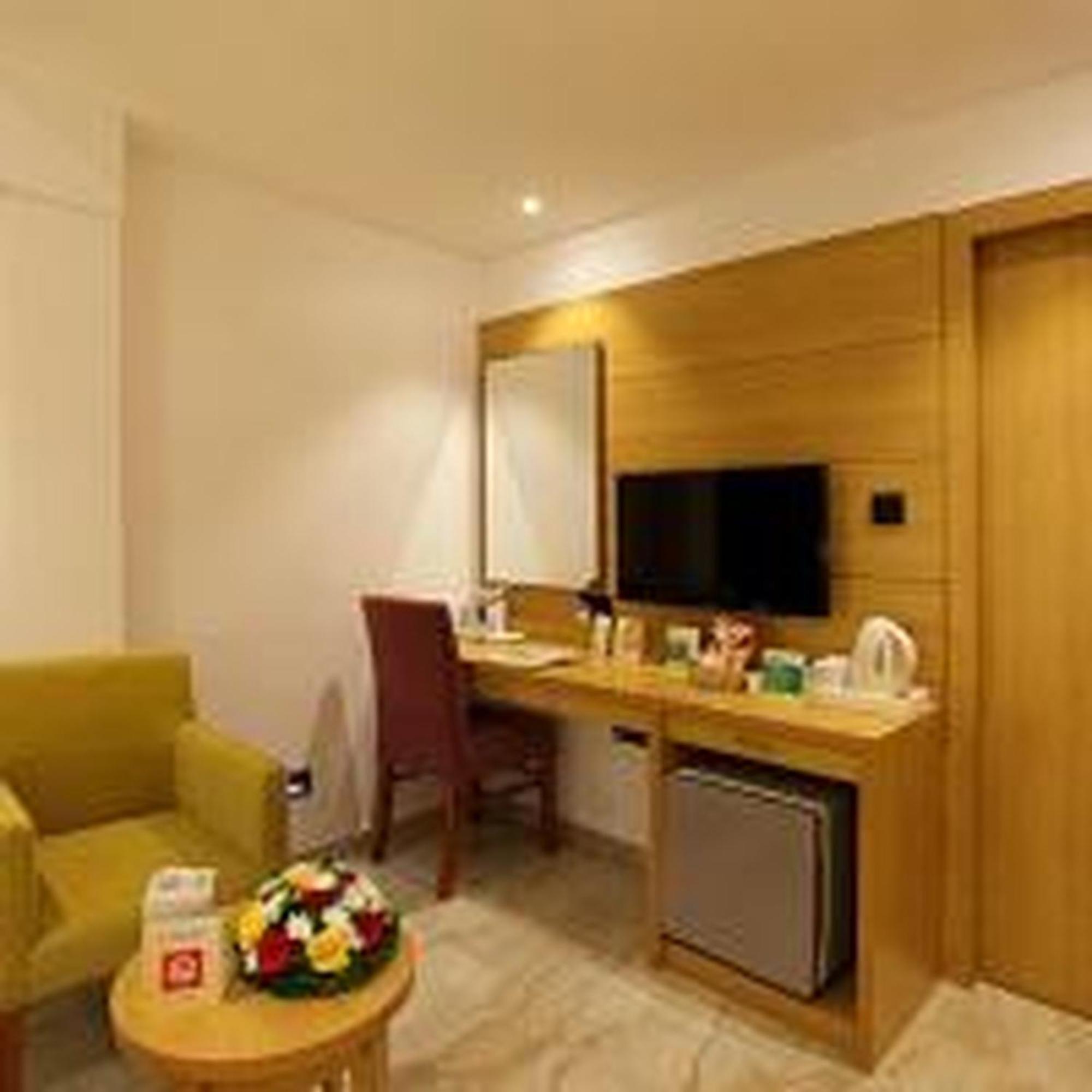 Park Residency Kodungallur Thrissur Экстерьер фото